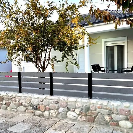 Little Village Trikala * Lazarina